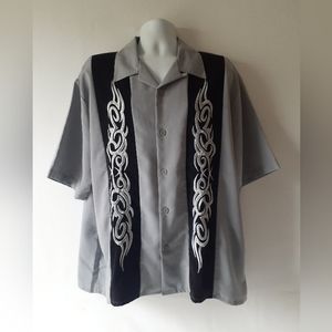 D clothing men's gray/black embroidered short sleeve button down shirt size XL
